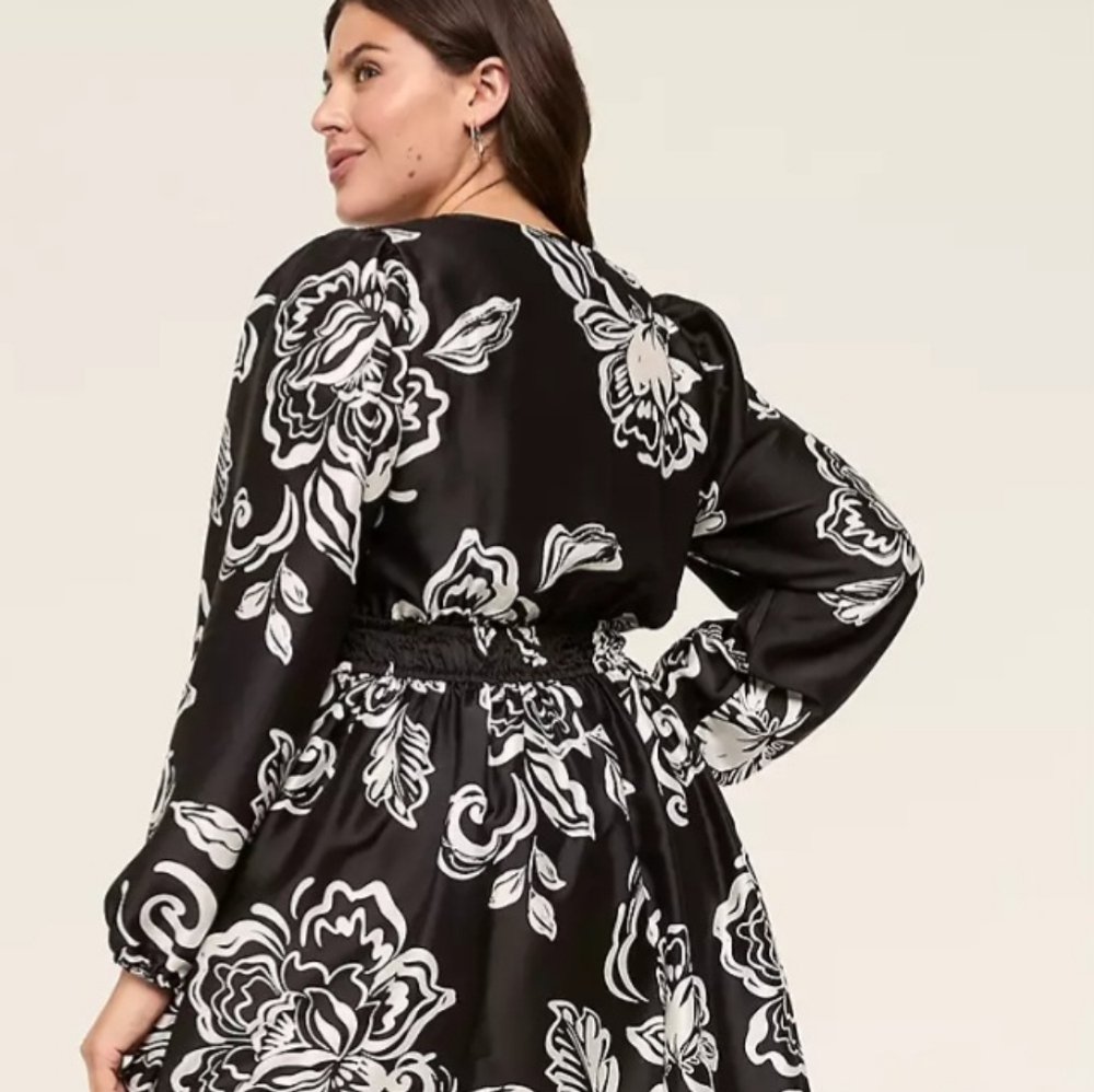 Lane Bryant Black and White Bishop Sleeve Midi Dress